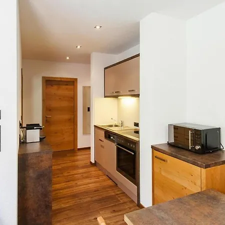 Apart Laudinella, Im Paznaun Holiday home See